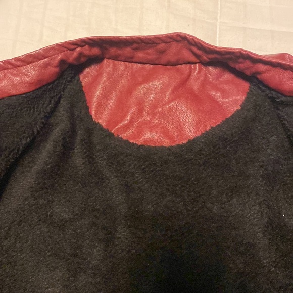 Burgundy pleather fleece lined bomber style jacket - Picture 3 of 8